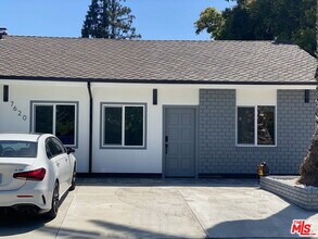 Building Photo - 7622 Pomelo Dr
