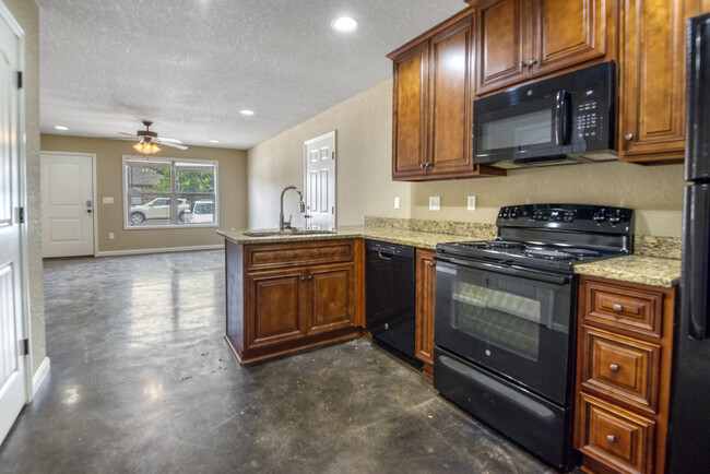 Kitchen - Heritage Trace of Brookland