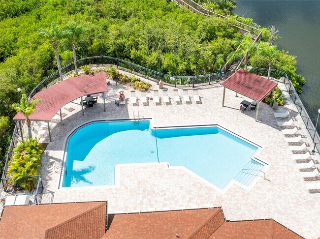 Foto del edificio - 4345 Bayside Village Dr