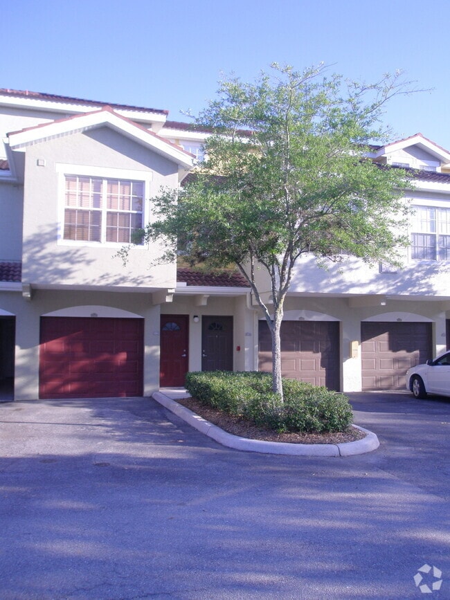 Building Photo - 5711 Bentgrass Dr