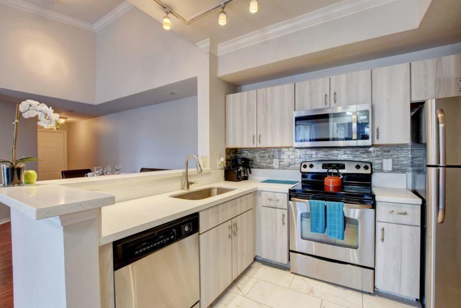 Foto principal - 15055 Michelangelo Blvd