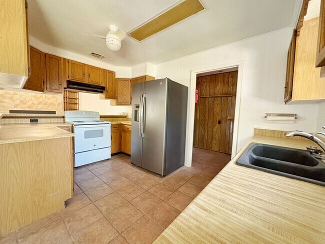 Foto del edificio - 1189 Pebble Beach Rd