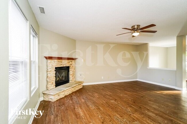 Building Photo - 2158 Bridlewood Dr