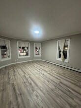 Building Photo - 296 S Broadway