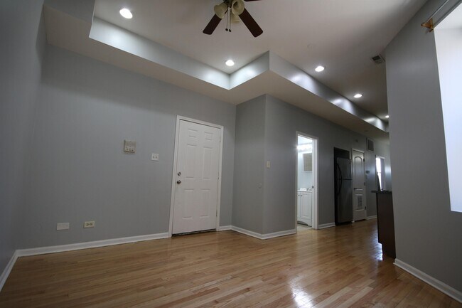 Foto del edificio - 2944 W Lexington St
