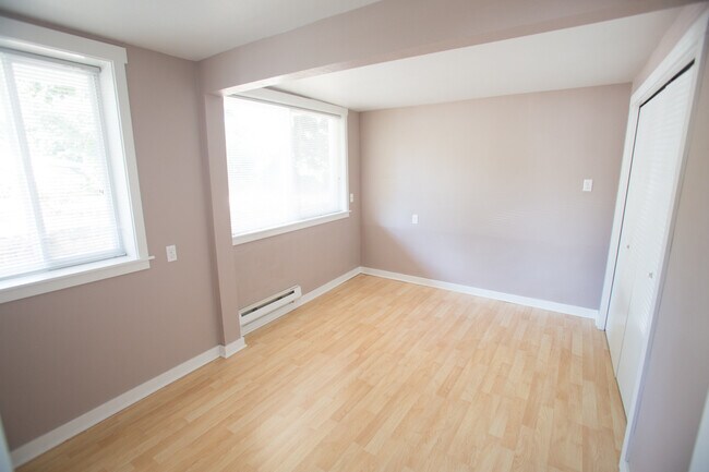 Foto del edificio - 1425 E Yesler Way