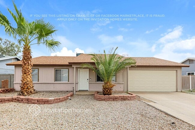 Building Photo - 3029 N Comanche Dr