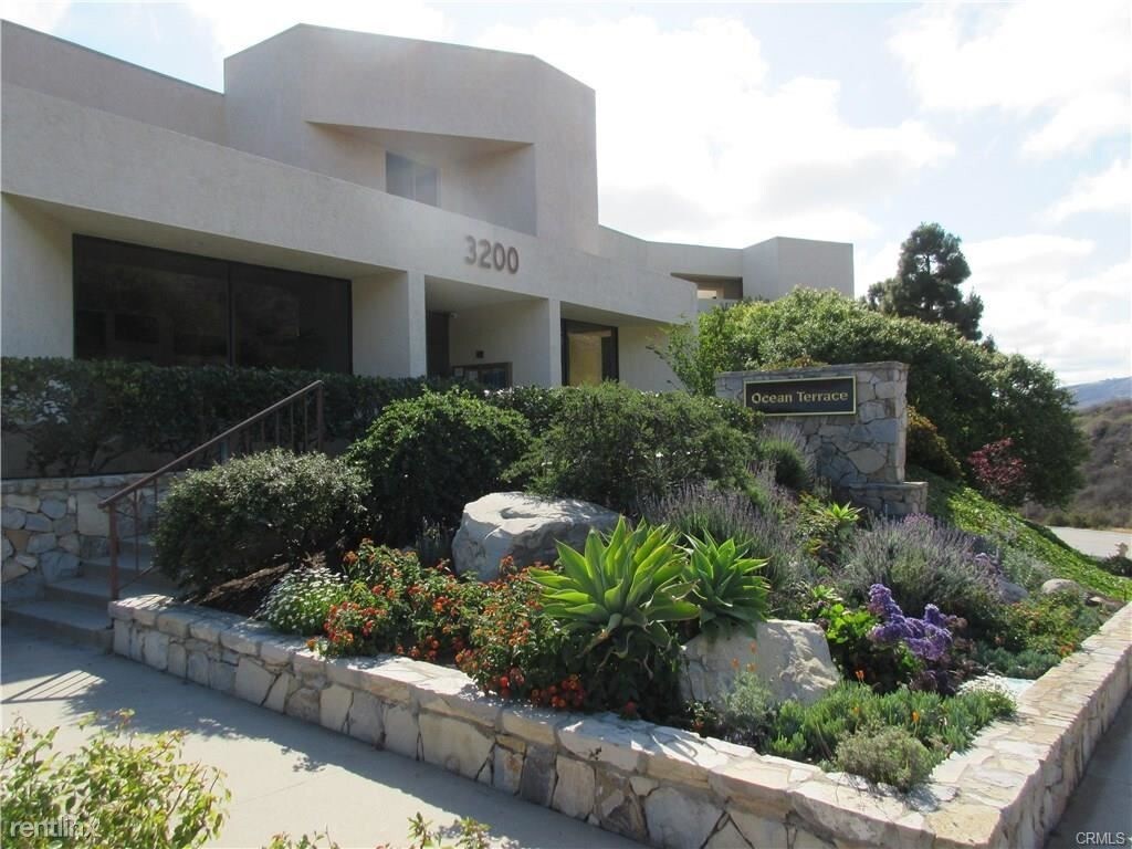 3200 La Rotonda Dr Unit 609, Rancho Palos Verdes, CA 90275 Condo for