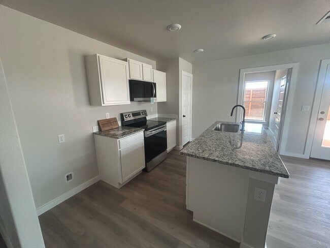 Foto del edificio - 409 Thicket Dr