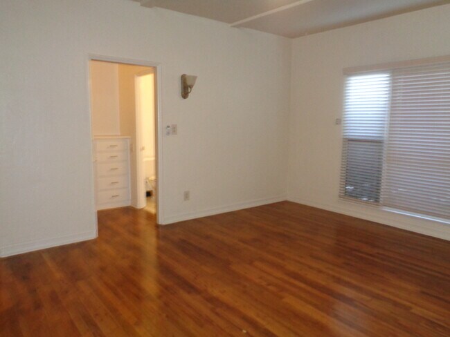 Foto del edificio - 1266 S Citrus Ave