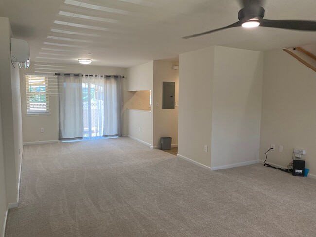 Building Photo - Kahoma Village Condo 3 Bedroom, 2.5 Bathro...