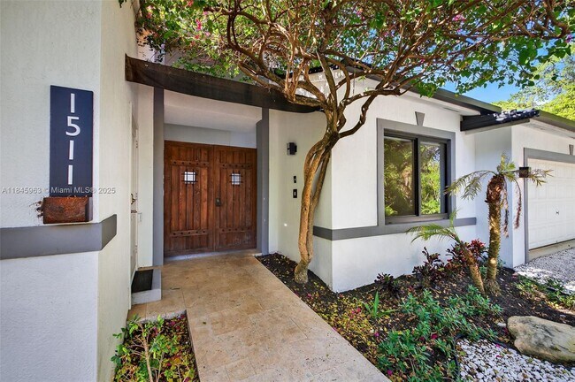 Building Photo - 1511 SW 30th Pl