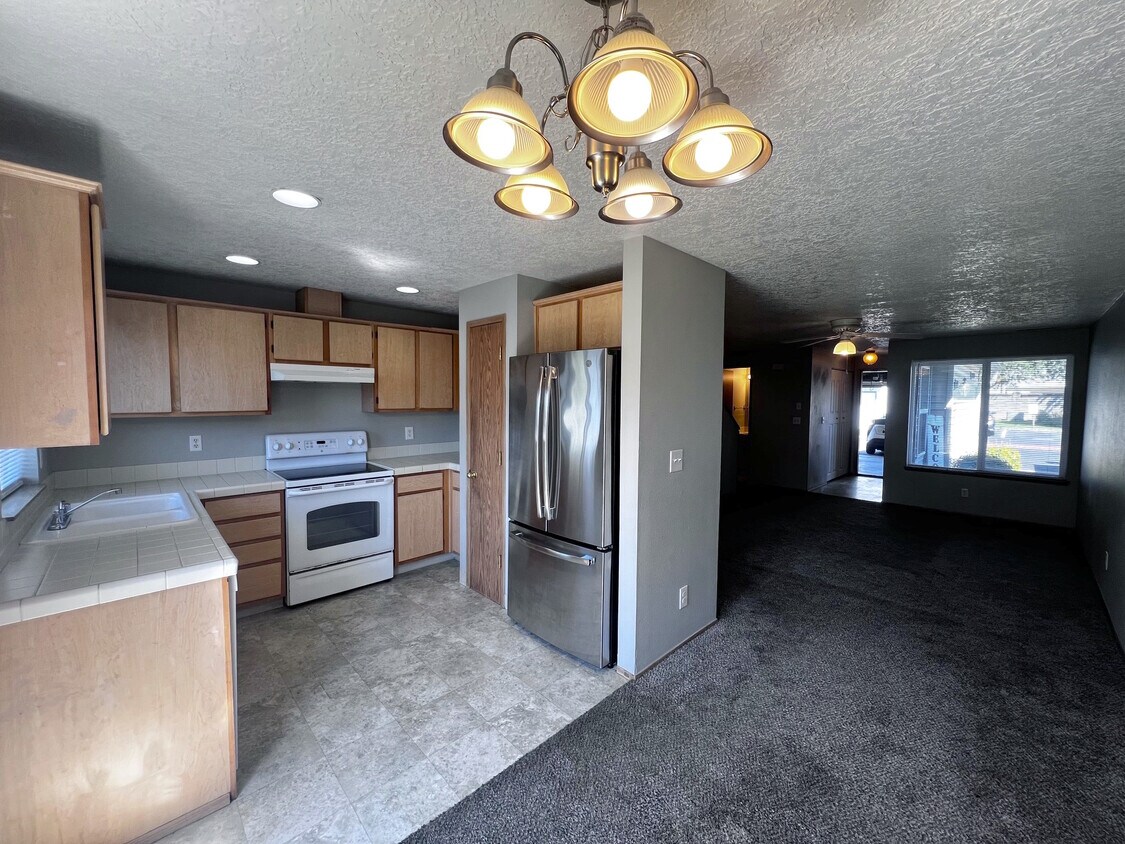 Foto principal - 4000 NE 109th Ave