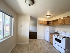 Building Photo - 2035 E 2700 S
