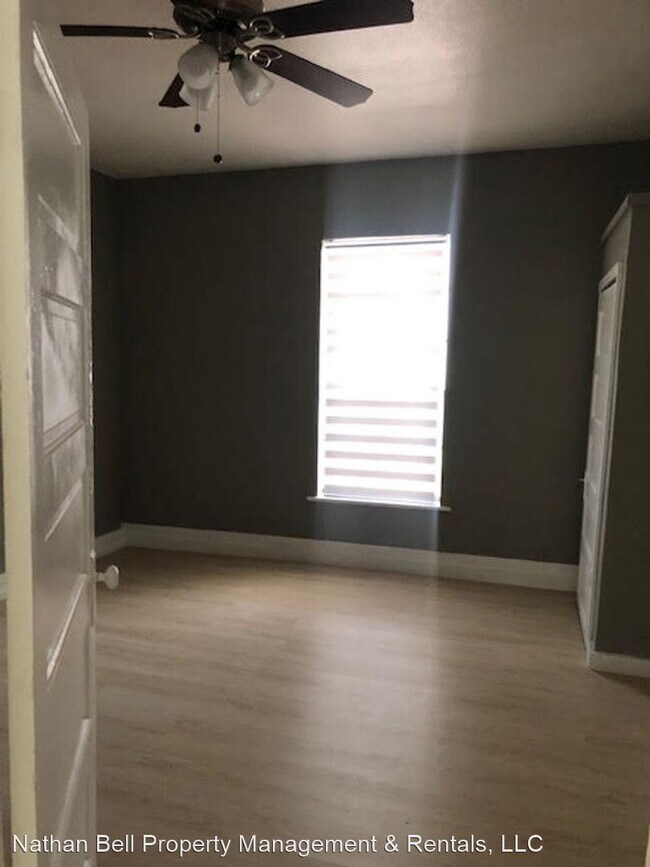 Foto del edificio - 2 br, 1 bath House - 1534 E . Price St