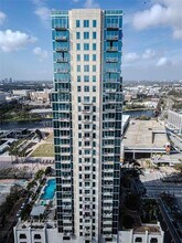 Building Photo - 777 N Ashley Dr