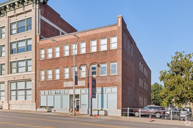 Building Photo - Ide Lofts