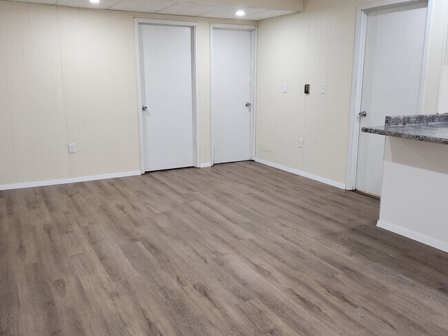 Foto del edificio - 434 W Madison St