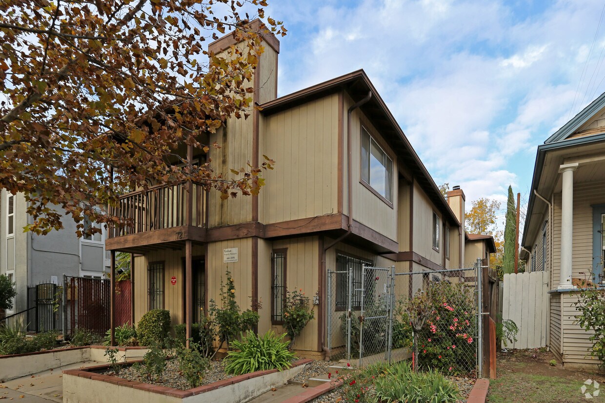 Primary Photo - 1721 W St