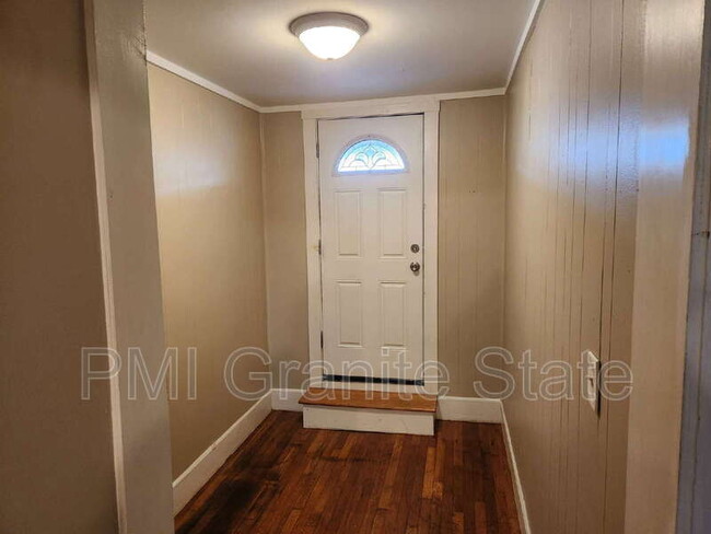 Building Photo - 61 Kinsley St