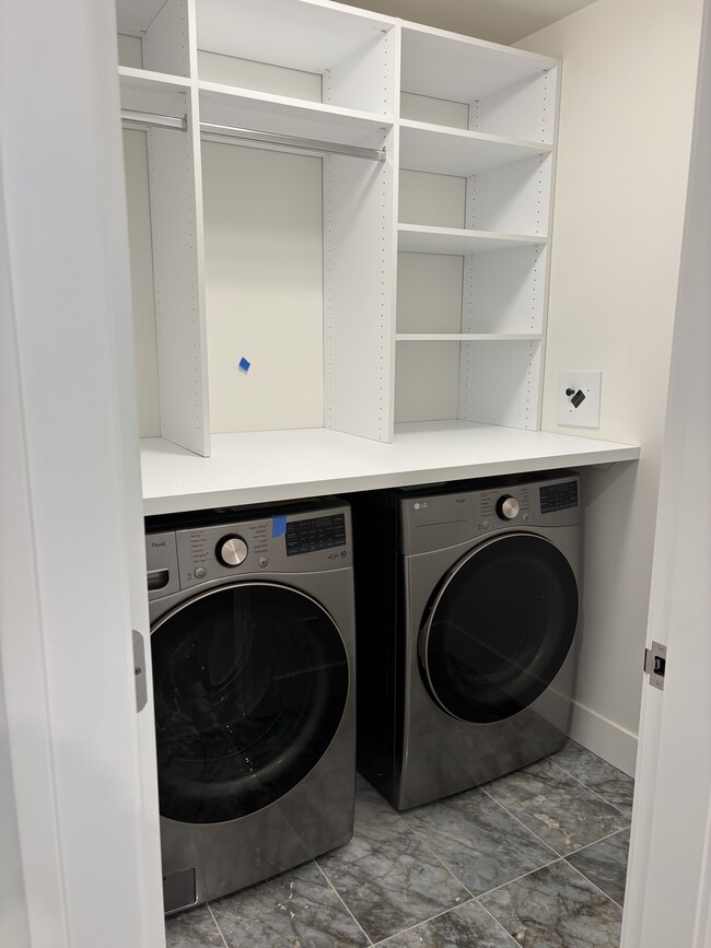 Laundry in unit - 1342 Johnston Rd