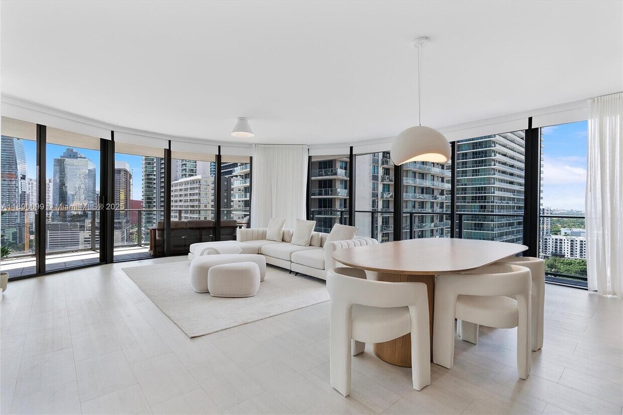 Foto principal - 1000 Brickell Plaza