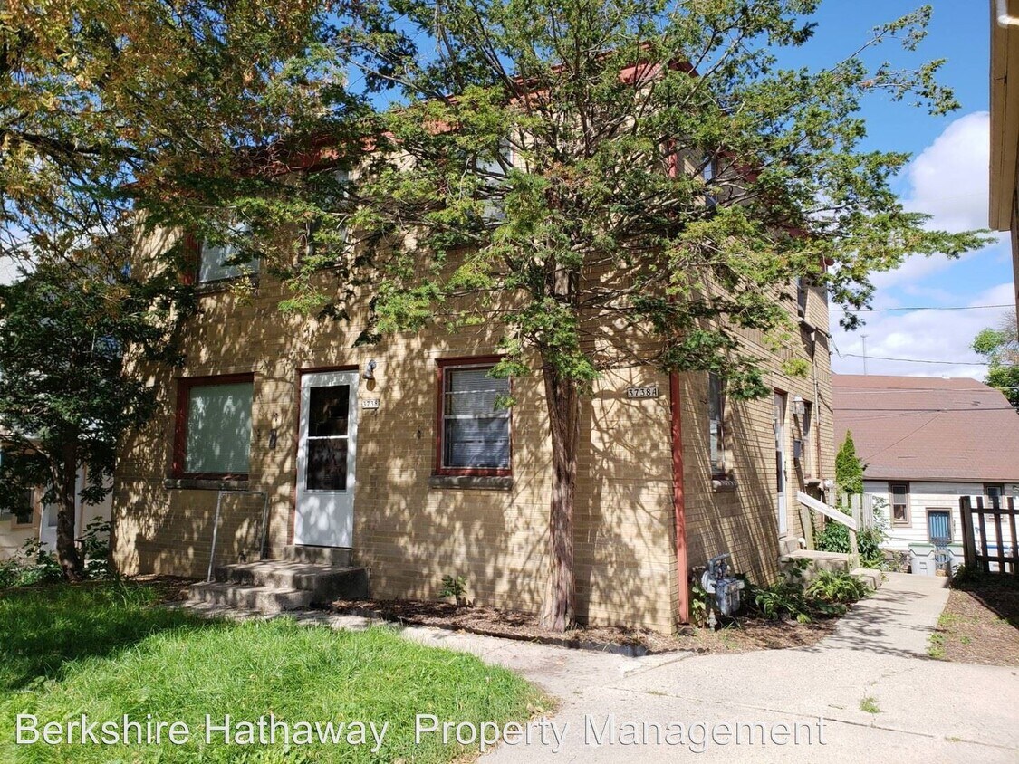 Primary Photo - 3734 W Miller Ln