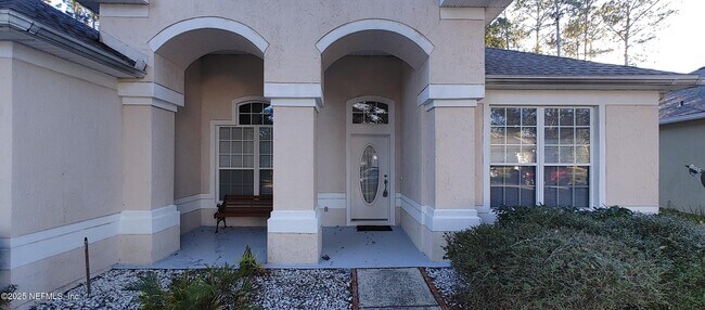 Building Photo - 10542 Castlebar Glen Dr S