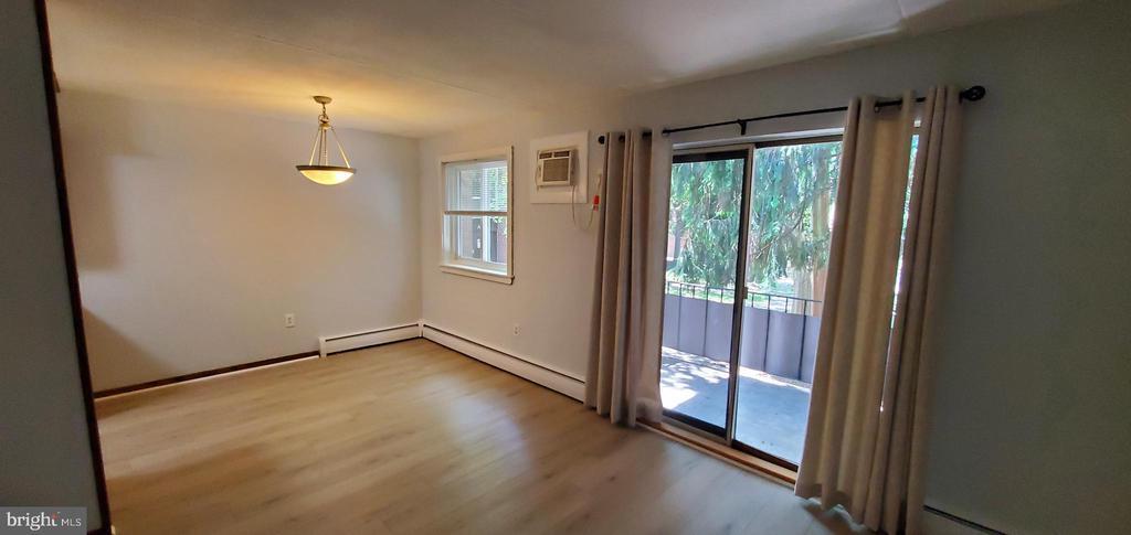 Foto principal - 110-30 Byberry Rd