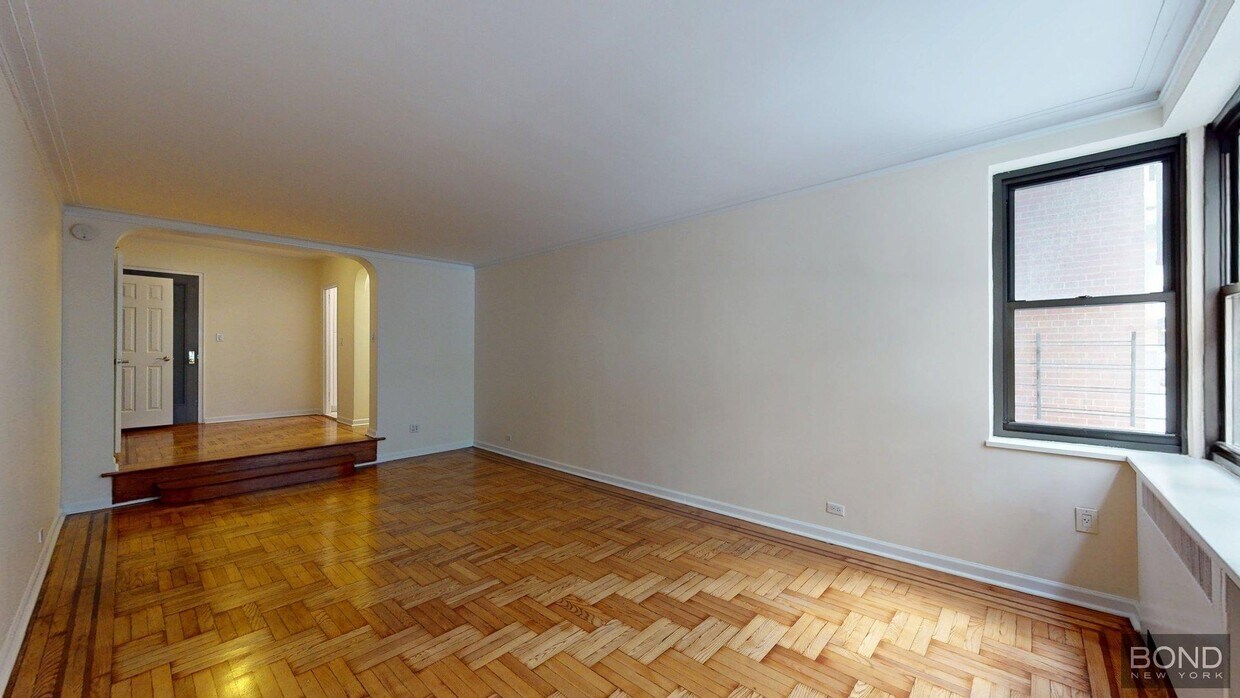 Foto principal - 124 E 24th St