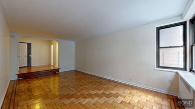 Building Photo - 124 E 24th St