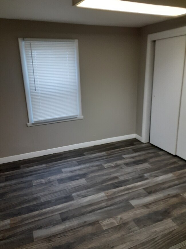 Foto del edificio - 1118 E Dunklin St