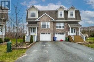 61 Lasalle Crt