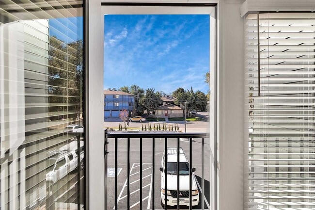 Building Photo - The Bookcliff: Chic 1-Bedroom Retreat: Sop...