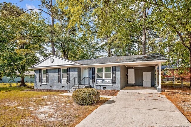 Building Photo - 1515 Thelbert Dr
