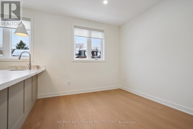 Building Photo - 436 Concord Ave