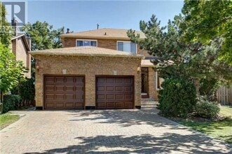 Building Photo - 21 Kersey Crescent