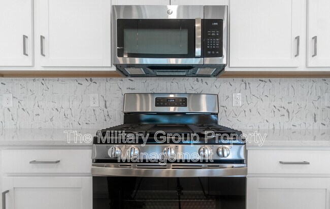 Foto del edificio - 246 Cherry Elm Dr