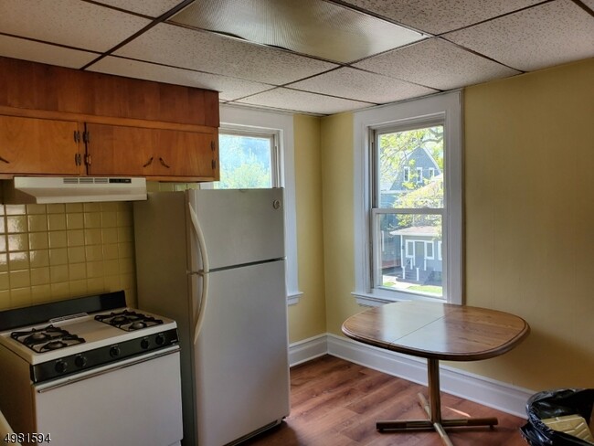 Building Photo - 47 Whittingham Pl