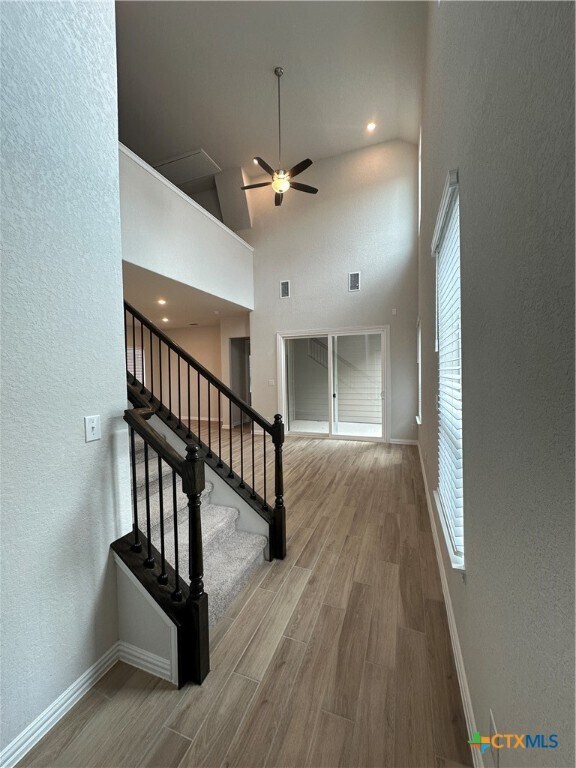 Foto del edificio - 884 Farmhouse Trl