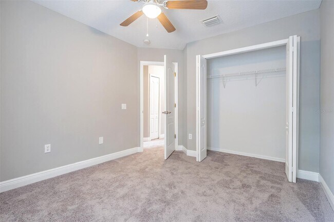 Building Photo - 643 Somerstone Dr