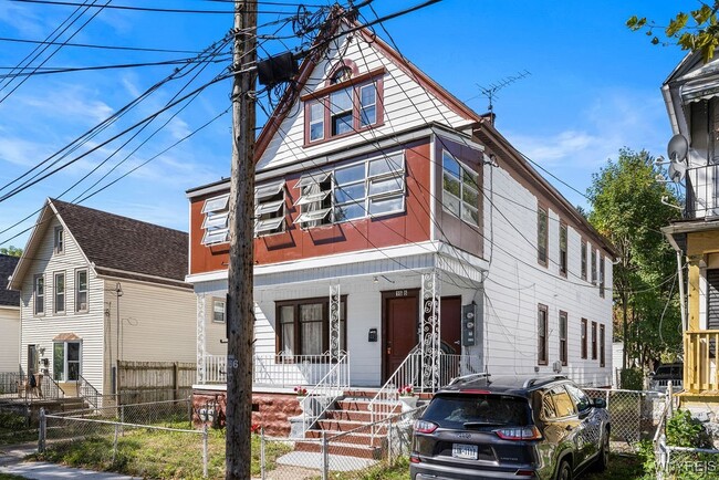 Building Photo - 166 Grey St