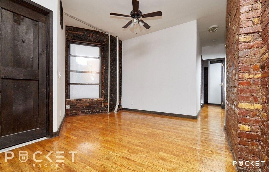 Primary Photo - 520 E 14th St