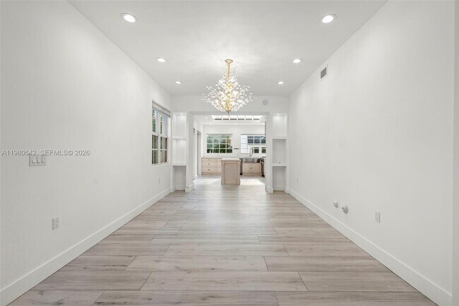 Foto del edificio - 4491 Prairie Ave