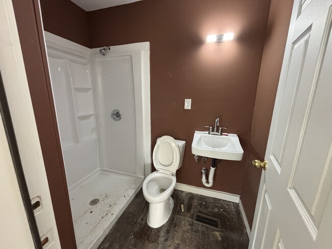 Building Photo - 3008 Boswell Dr NW