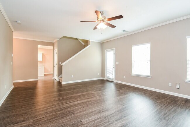 Foto del edificio - 602 Fieldcrest Dr
