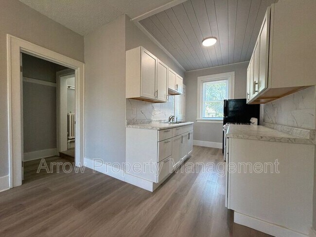 Foto del edificio - 305 N 7th St