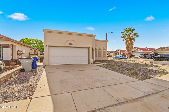 Building Photo - 2369 Joshua Louis Dr
