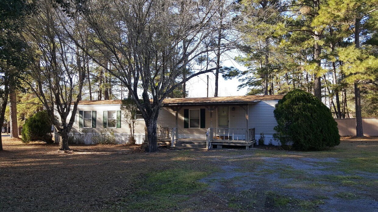 Primary Photo - 2674 Woodlake Dr