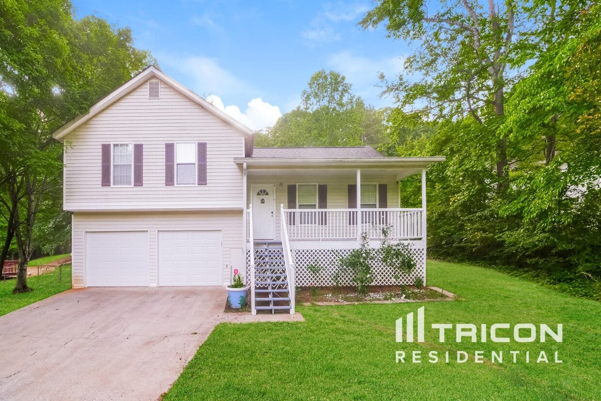 Primary Photo - 377 Deering Dr
